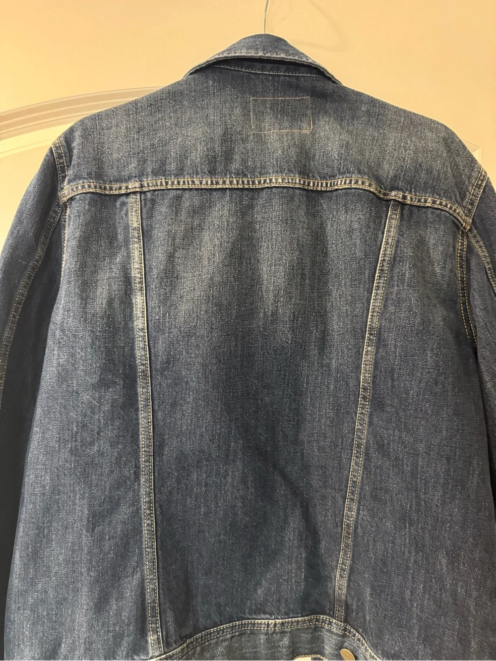 Banana Republic Medium Wash Classic Denim Jacket Men's Size M